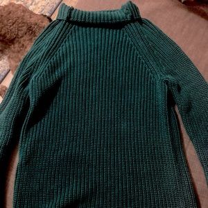 Blue comfy knitted turtleneck sweater